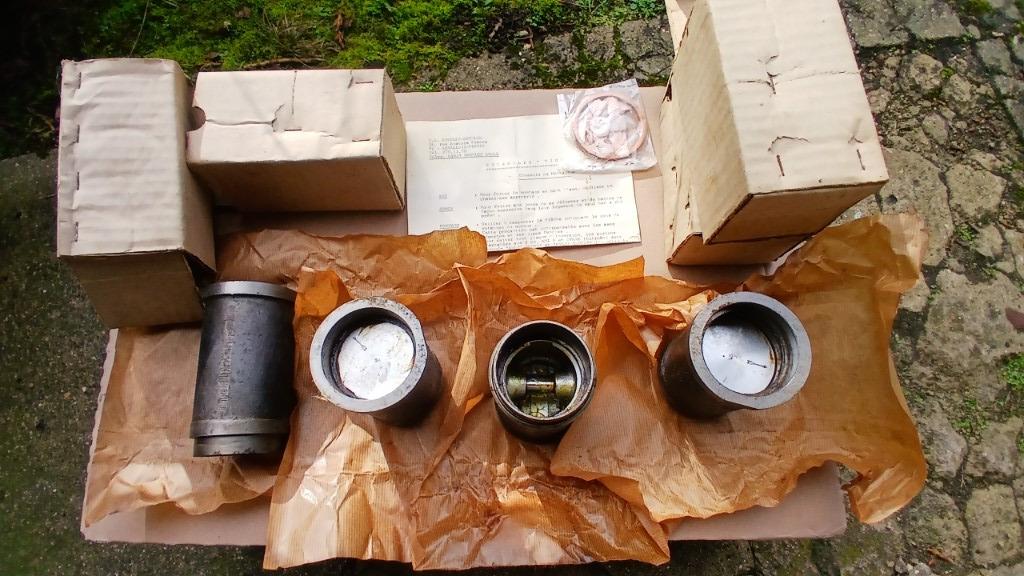 Kit chemises pistons RENAULT Dauphine LesAnciennes.com
