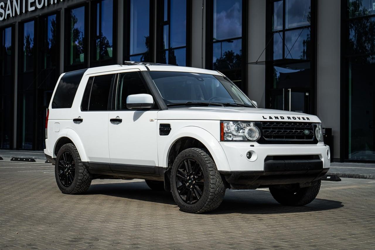 2012 Land Rover LR4 Discovery 4 5L V8 HSE 7 Seater LesAnciennes.com