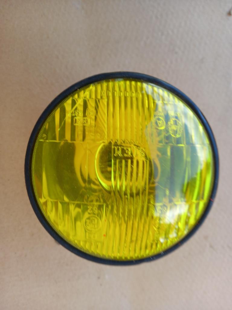 Phare FIAT 131 LesAnciennes.com