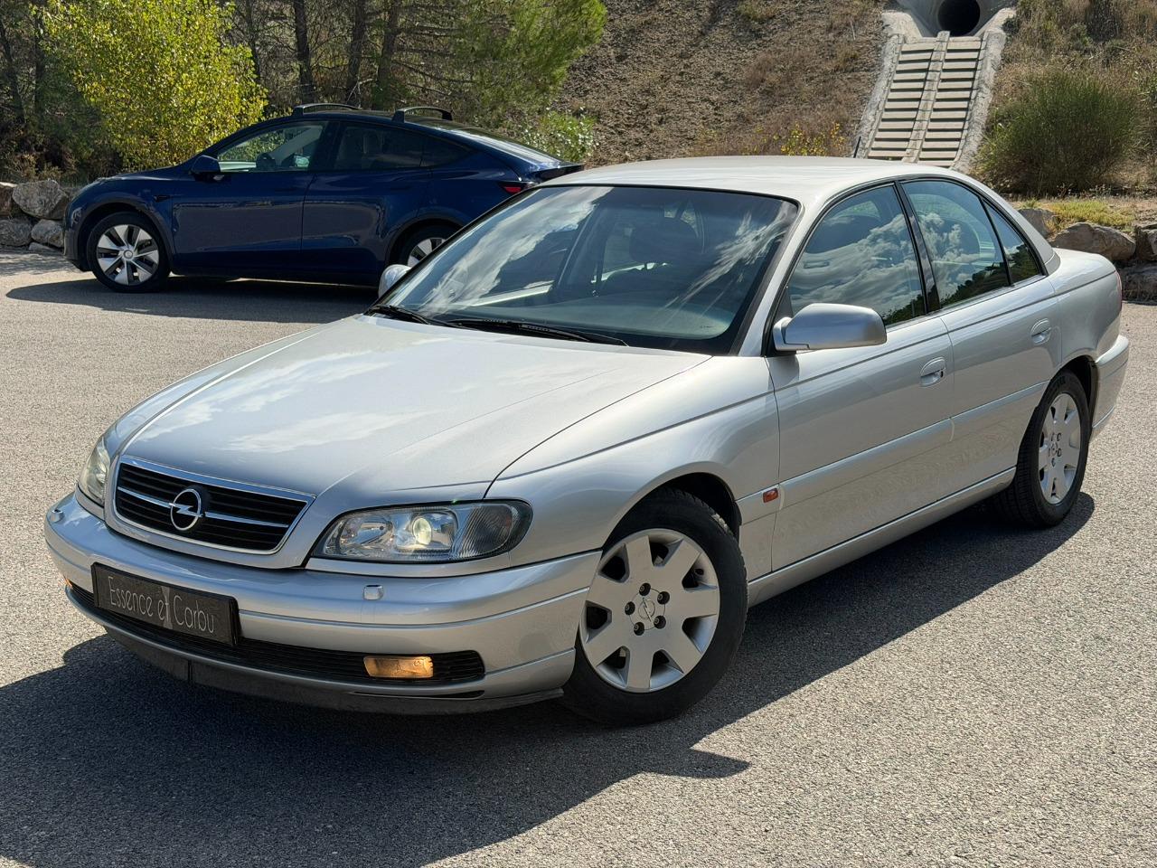 2000 Opel Omega, foto 1