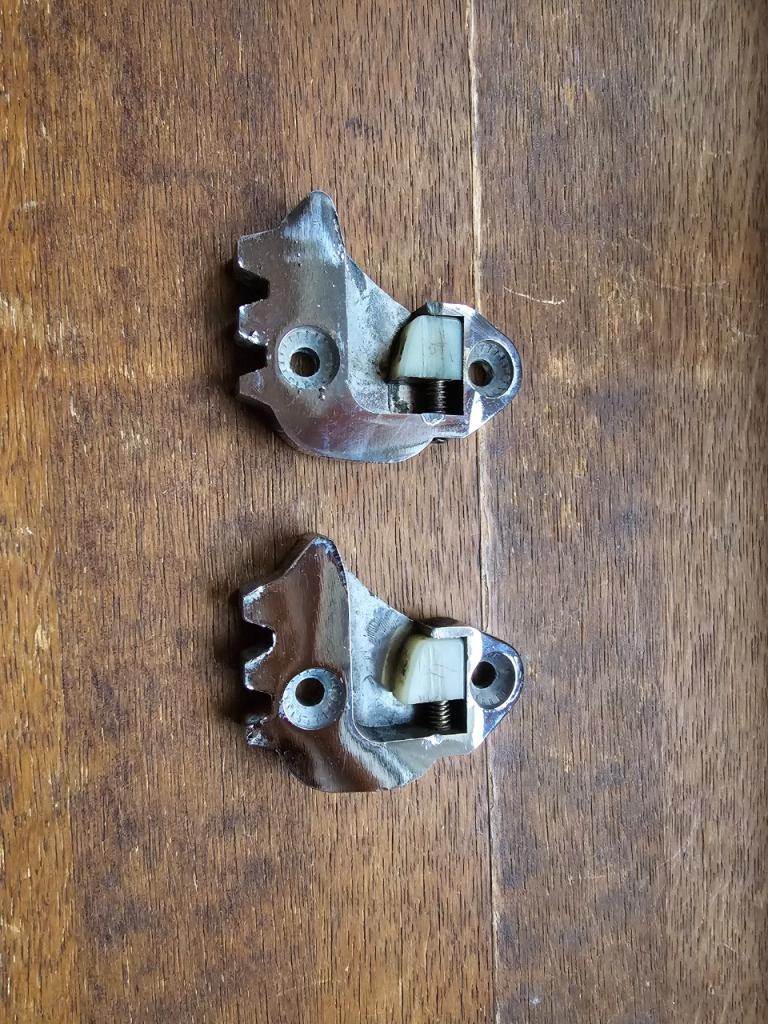 Gache de porte CITROEN DS Pallas LesAnciennes.com