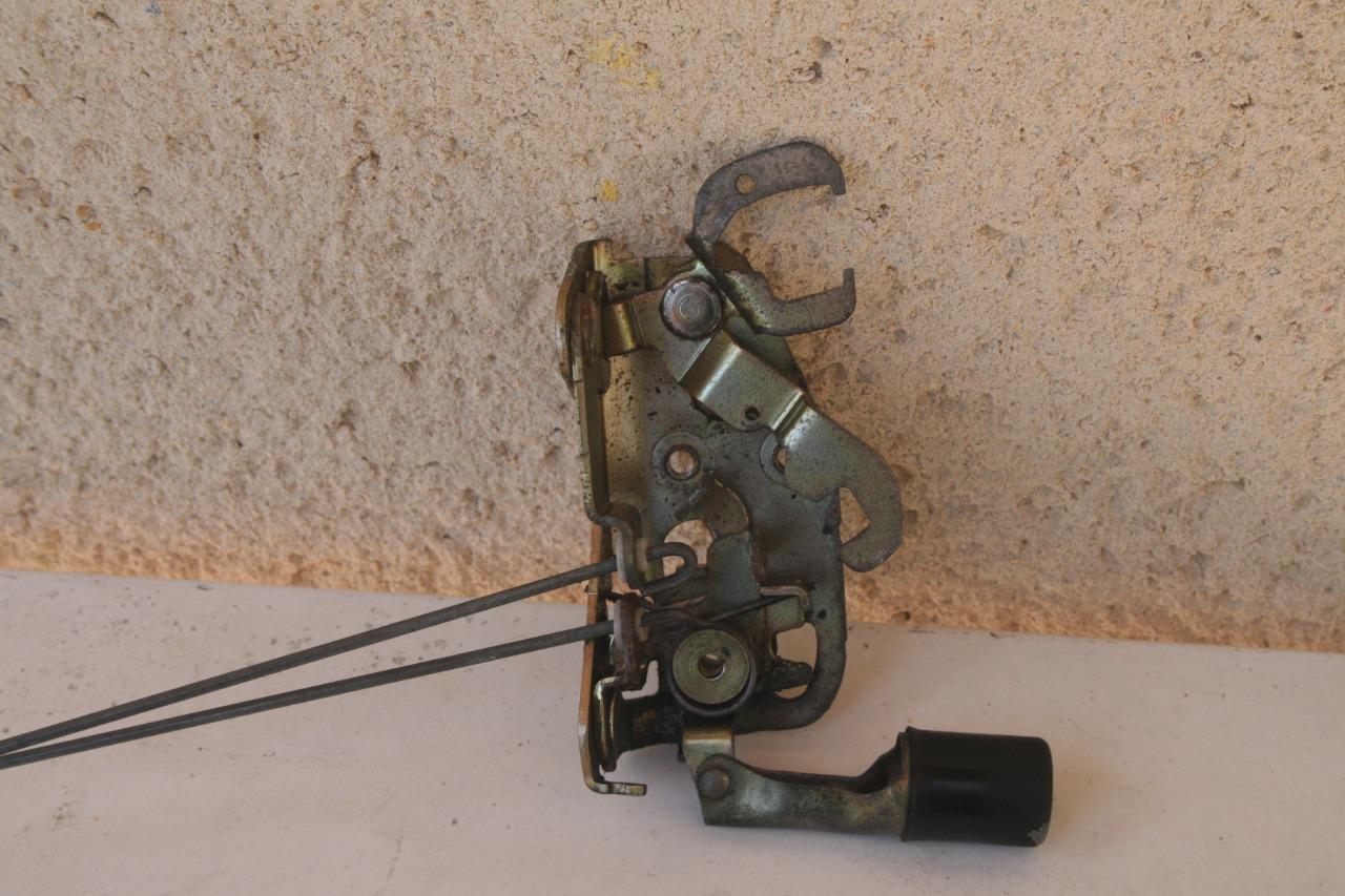 SERRURE PORTE DROITE TRAFIC 1 LesAnciennes.com