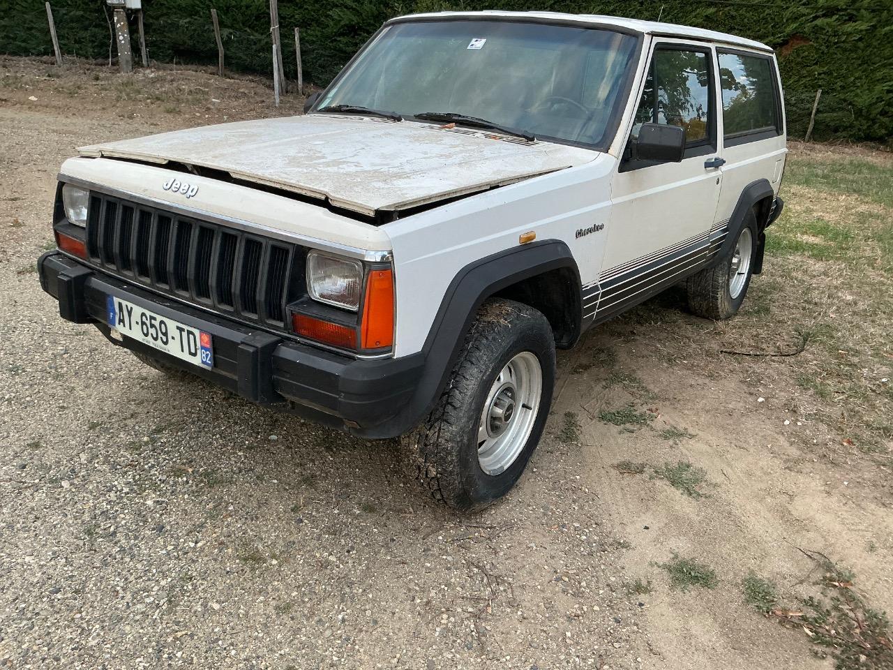 JEEP Cherokee - 1988 LesAnciennes.com