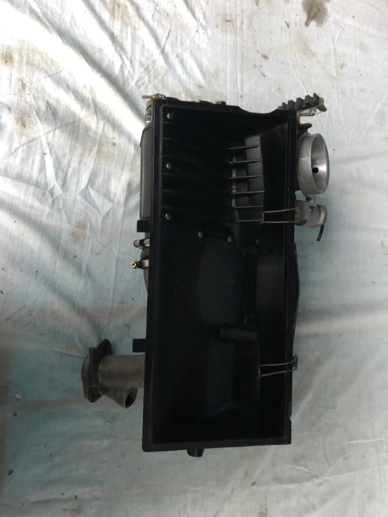 Corps de papillon pour Porsche 911 LesAnciennes.com