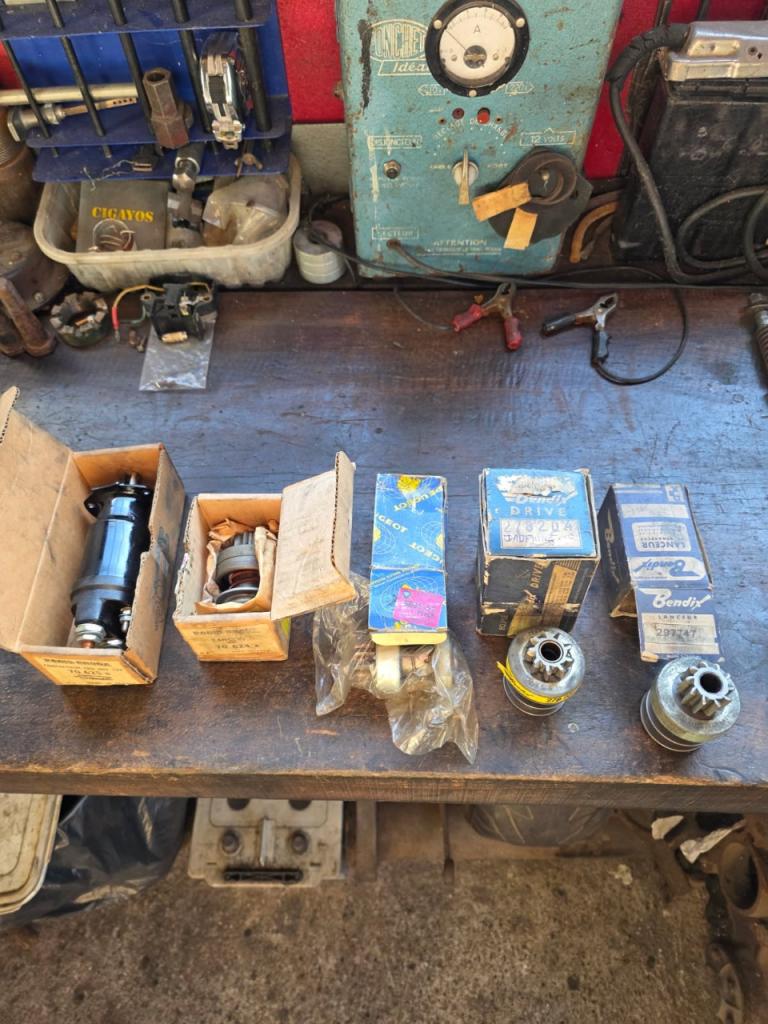 Lanceurs PEUGEOT 204 LesAnciennes.com