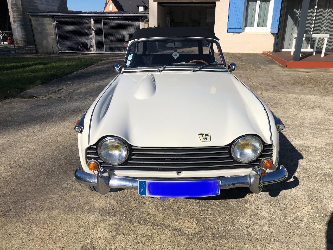 TRIUMPH 2.5 PI - 1968 LesAnciennes.com