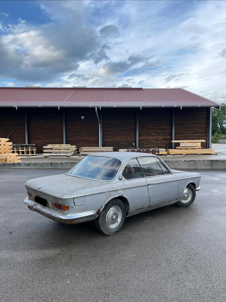 BMW 2000 Cs - 1967 LesAnciennes.com