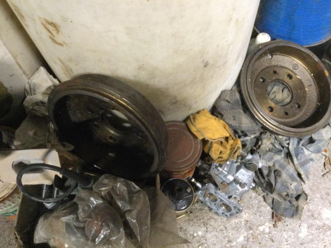 Aile FIAT 850 Coupé LesAnciennes.com