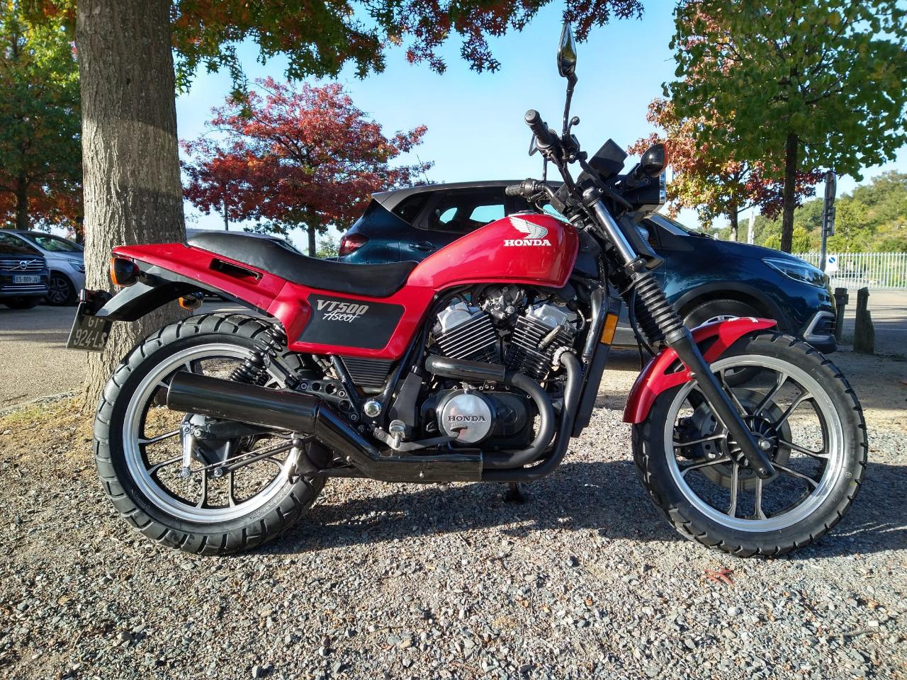 HONDA VT 500 FT Ascot - 1984 LesAnciennes.com