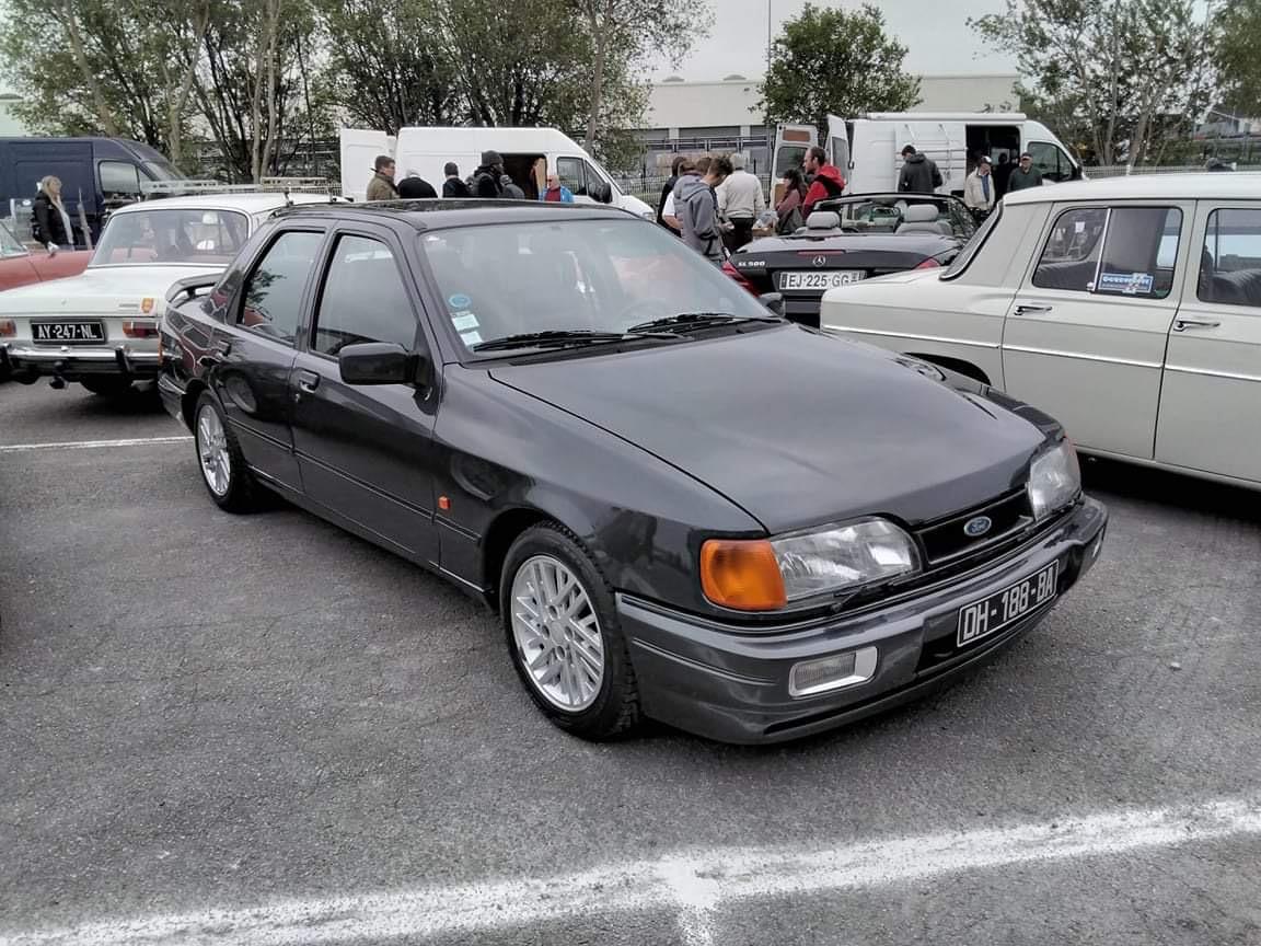 FORD Sierra Cosworth - 1990 LesAnciennes.com