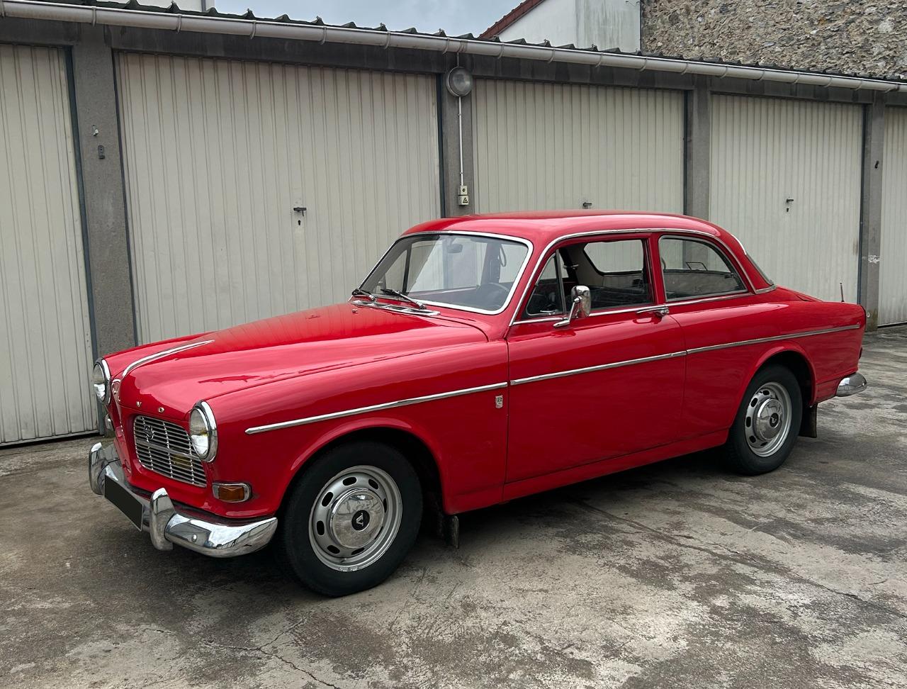 VOLVO Amazon 122s - 1965 LesAnciennes.com