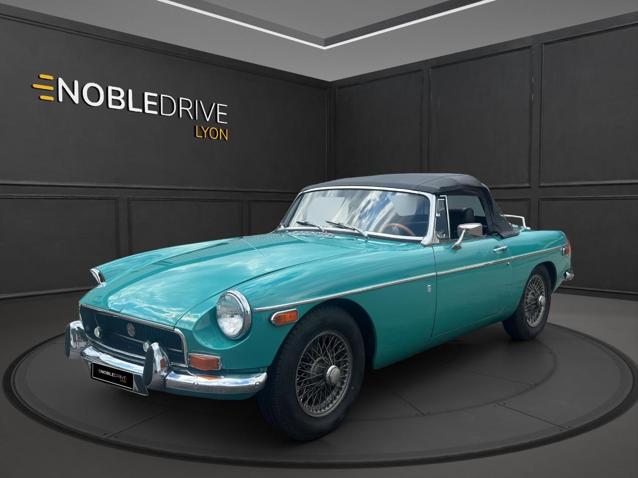 MG MGB AQUA BLUE - 1972 LesAnciennes.com