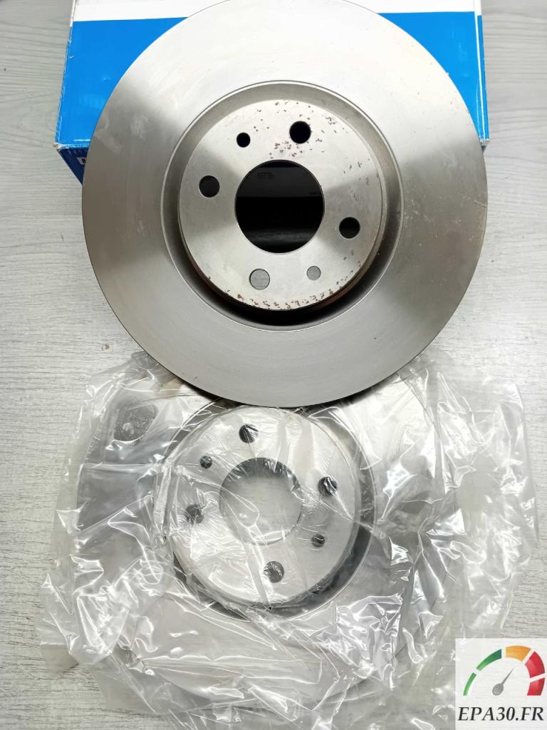 BG2617 DISQUES (VENTILES) FREIN AV DELTA INTEGRALE LesAnciennes.com