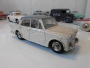 image_0-Dinky toys Fiat 1200 grande vue blanche