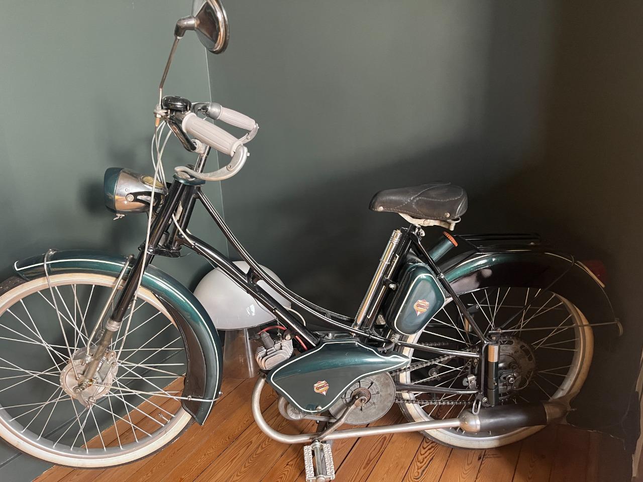 CAZENAVE Mobylette Cyclomoteur - 1953 LesAnciennes.com