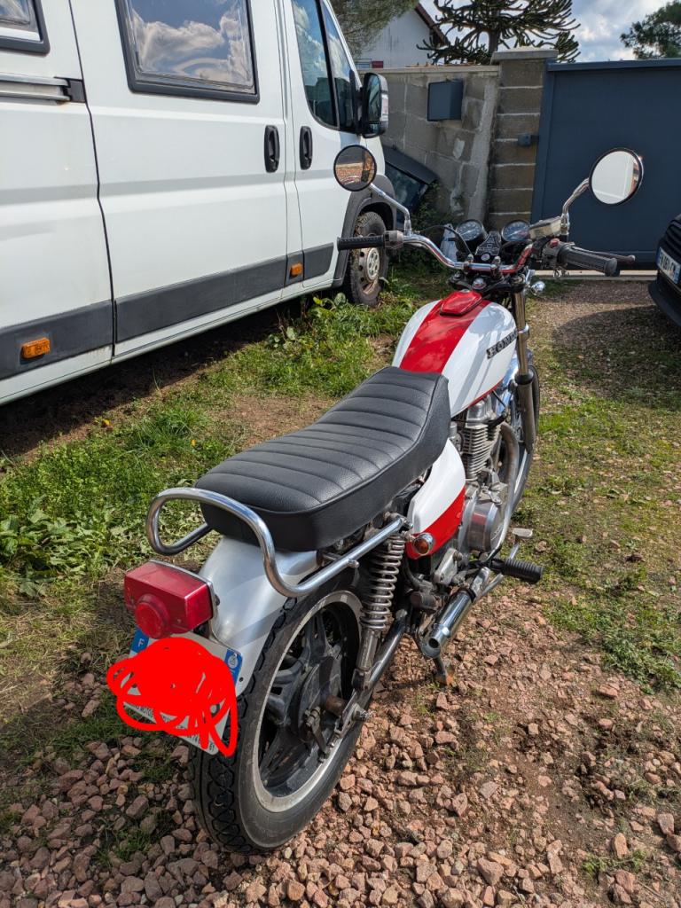HONDA CM 400 T - 1980 LesAnciennes.com