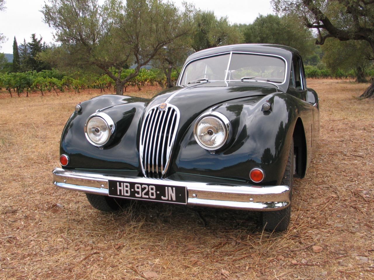 JAGUAR XK140 coupé - 1955 LesAnciennes.com