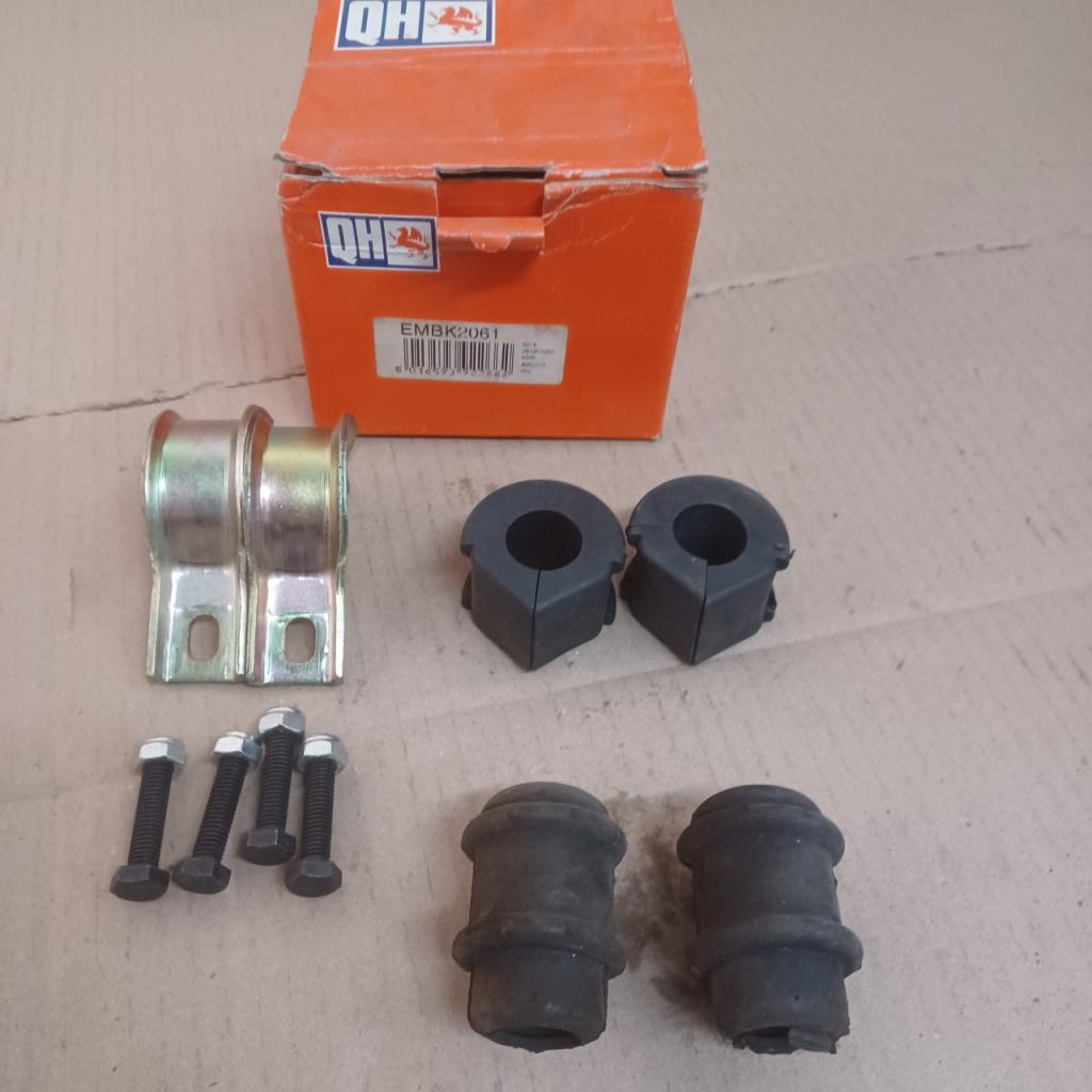Kit remise en état barre stabilisatrice Renault R2 LesAnciennes.com