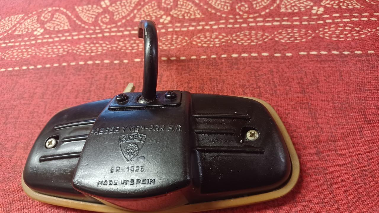 Rétroviseurs RENAULT 8 (R8) R8S major 1132 Gord LesAnciennes.com