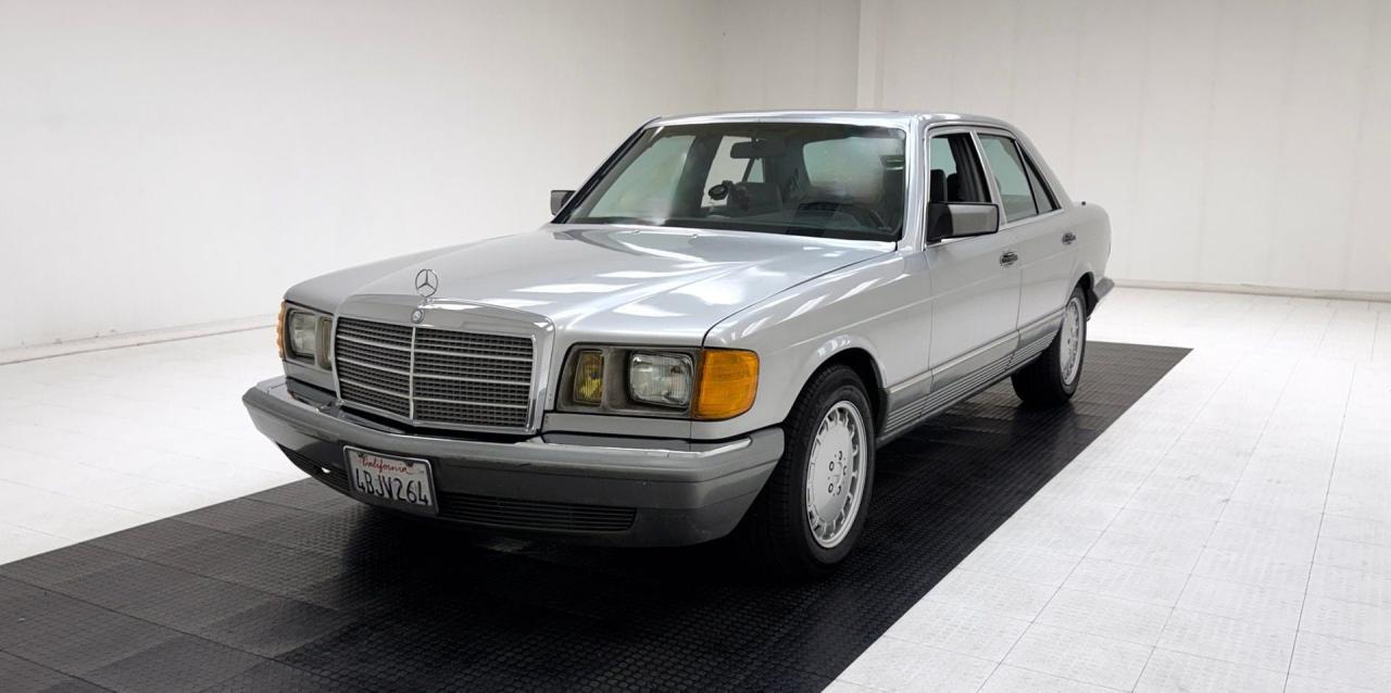 1984 Mercedes-Benz 300SD Turbo Diesel W126 LesAnciennes.com