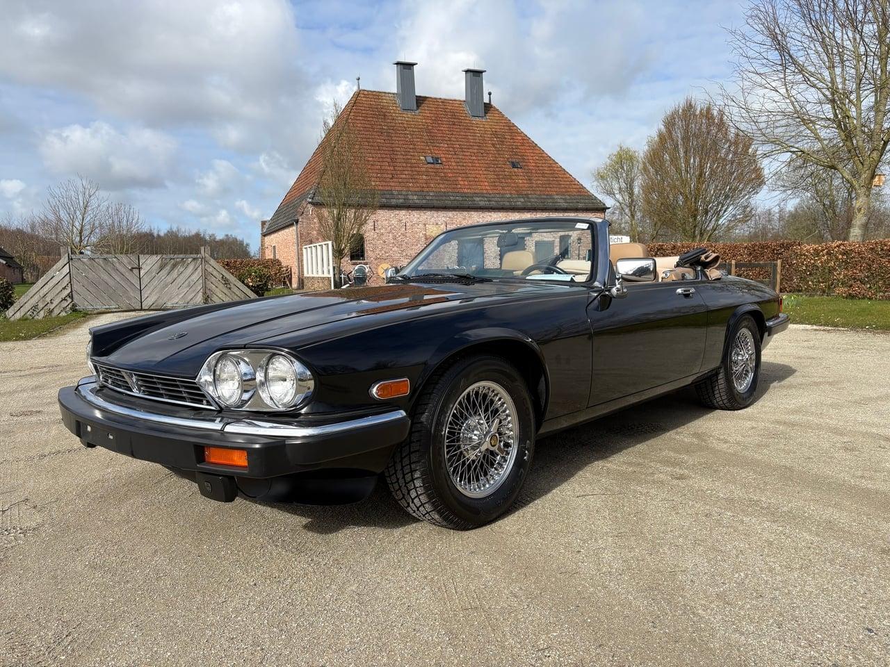 1989 Jaguar XJ-S HE V12 LesAnciennes.com