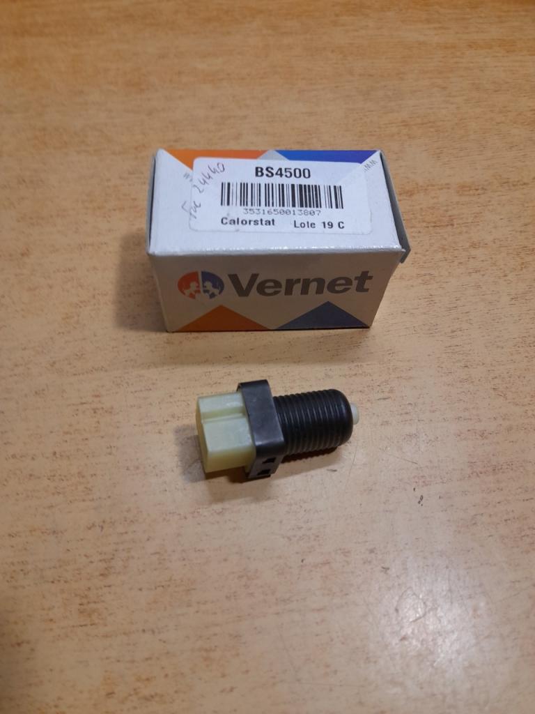 Contacteur feux Stop Peugeot 106 AX LesAnciennes.com