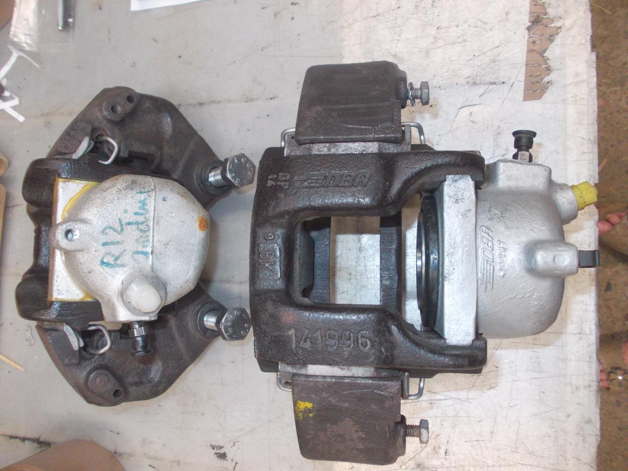 Pièces RENAULT 12 (R12) R 12 G et 17 Disques LesAnciennes.com