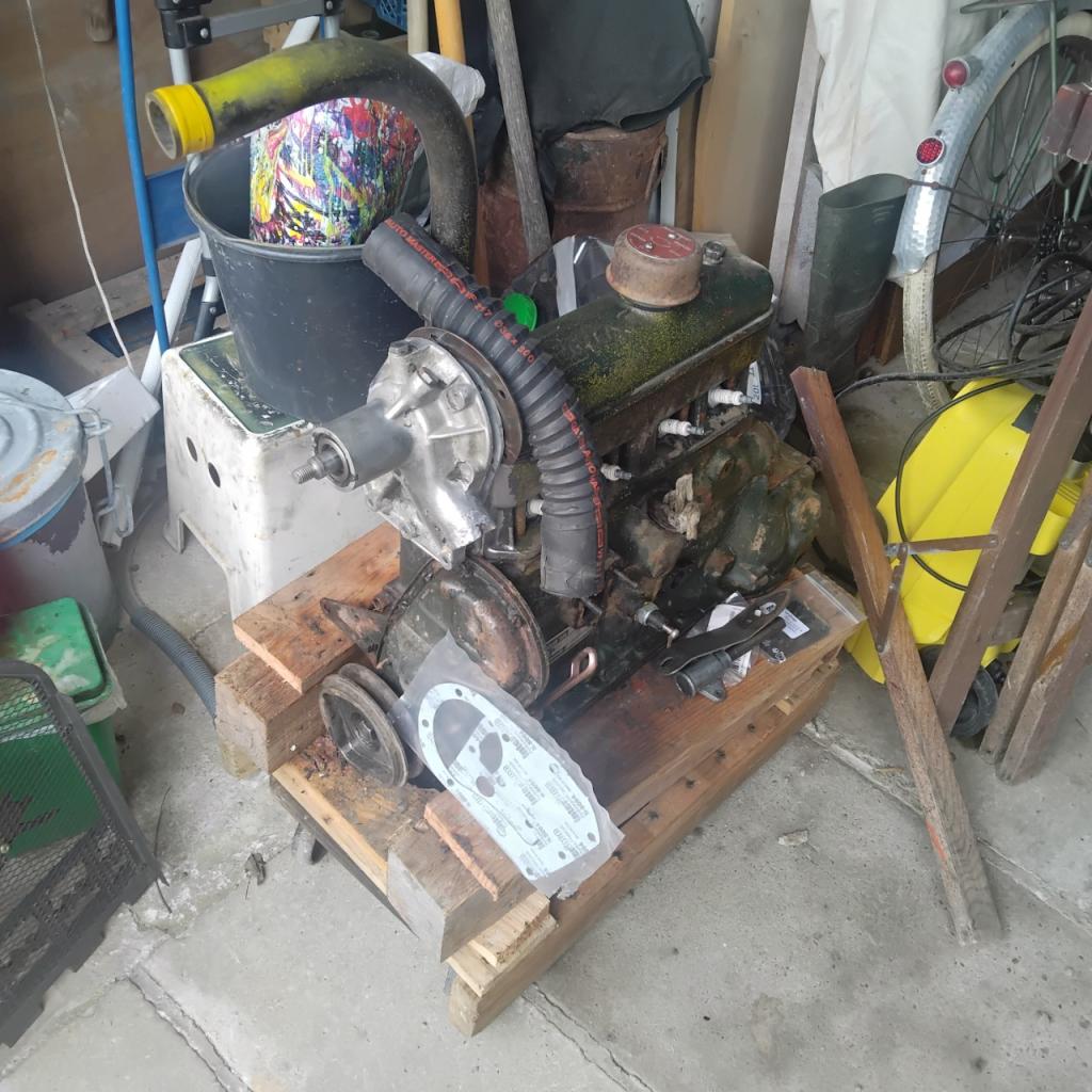 Renault Dauphinoise, Juva4 moteur Ventoux LesAnciennes.com