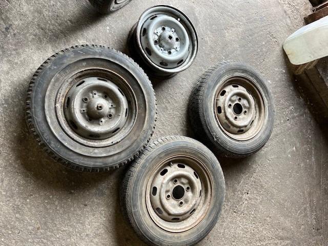 Roue PEUGEOT 504 LesAnciennes.com