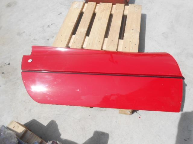 Porte droite Ferrari 208 et 308 LesAnciennes.com