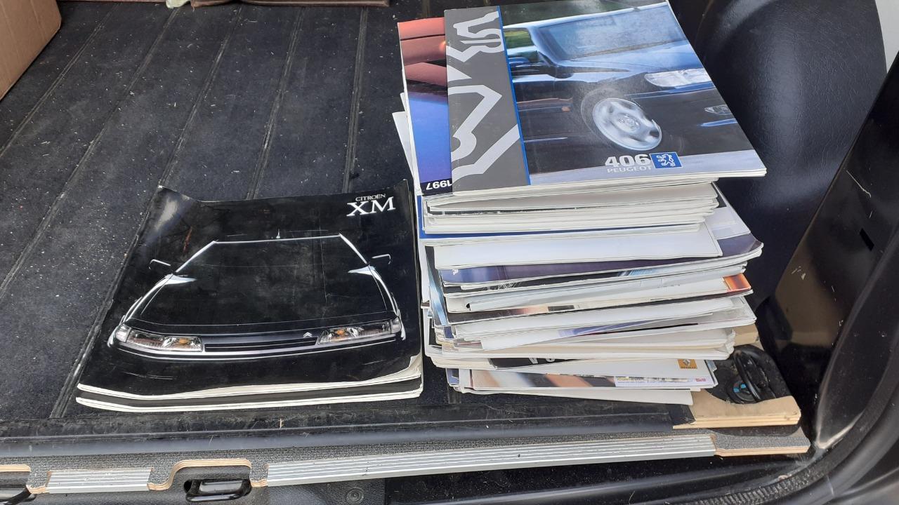 Lot de prospectus voitures années 80/90 LesAnciennes.com