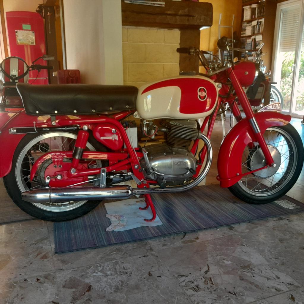GILERA B300 Extra - 1969 LesAnciennes.com