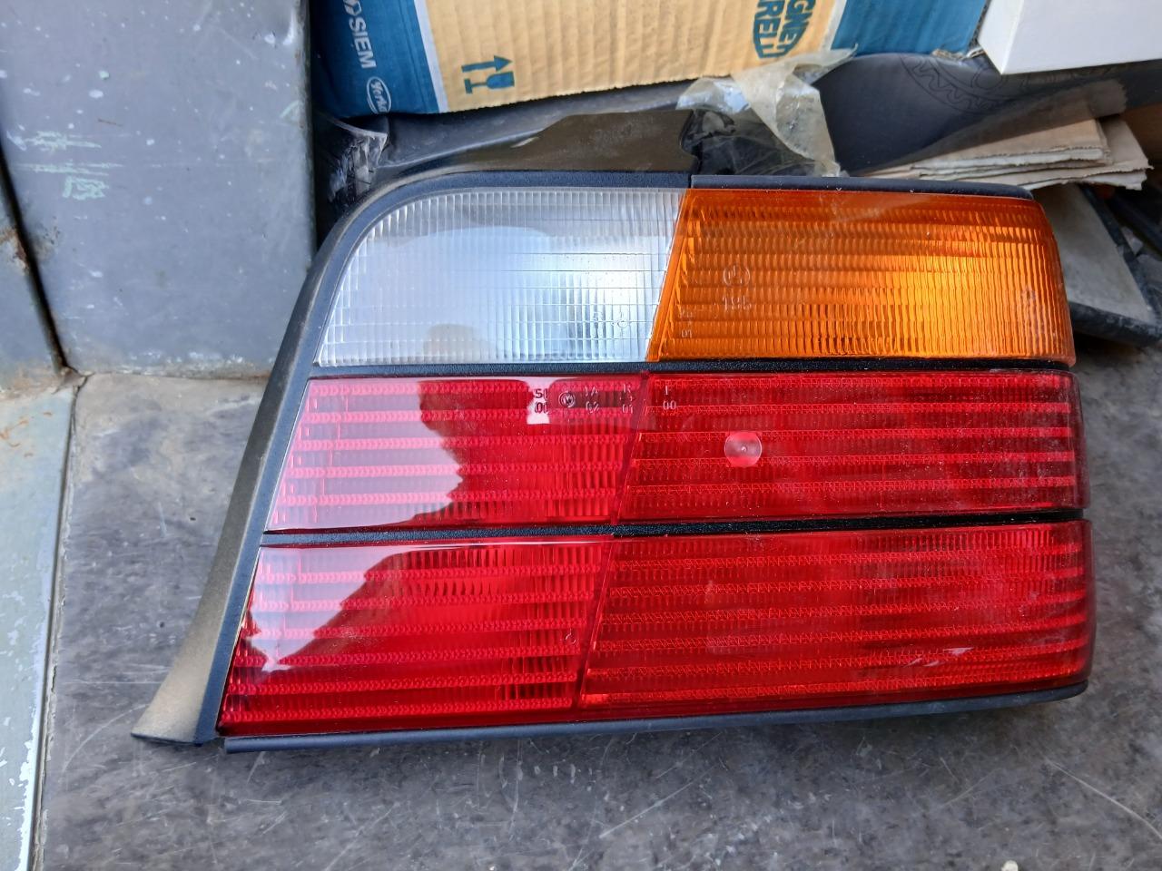 Feux AR BMW E36 LesAnciennes.com