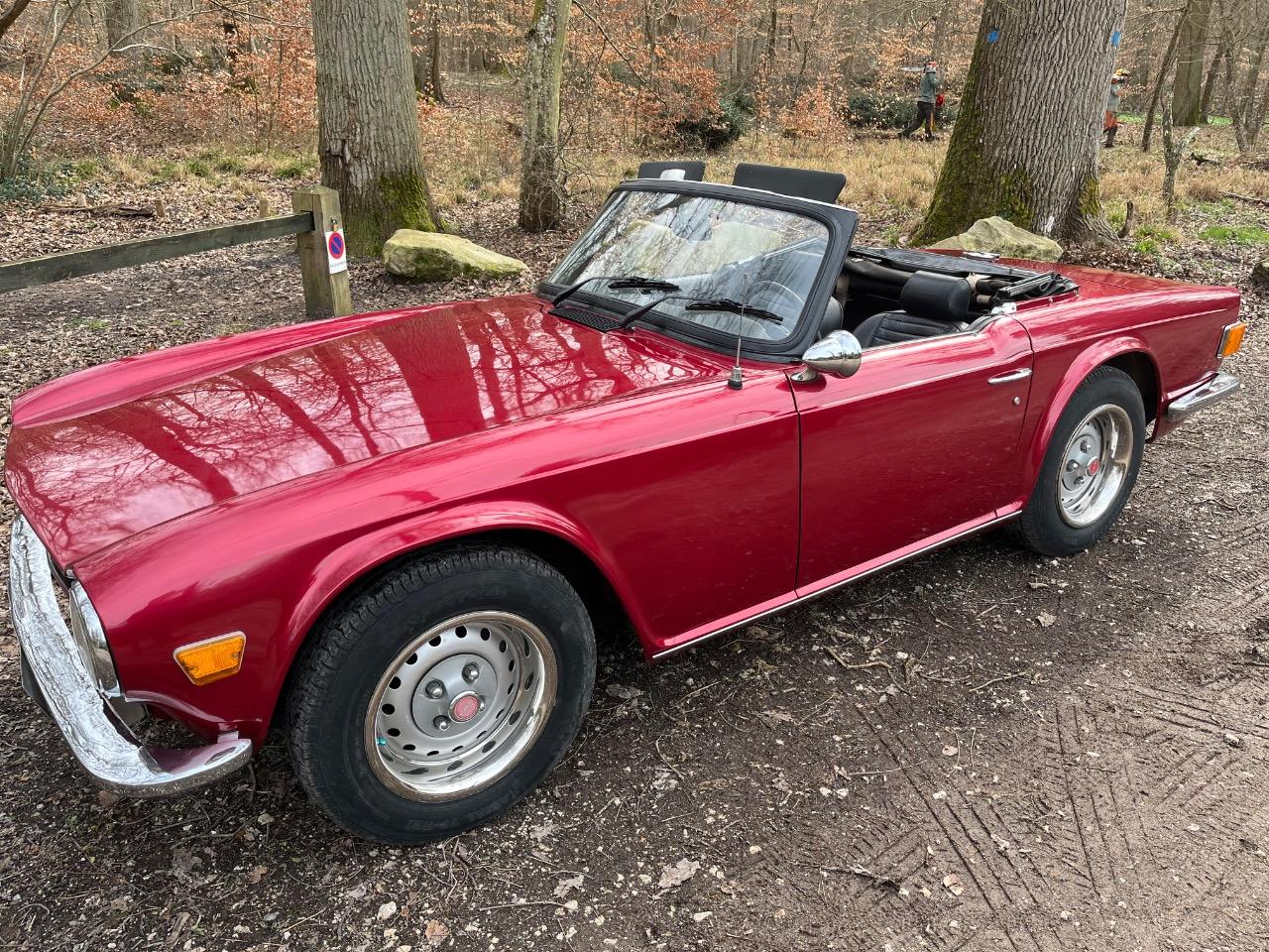 TRIUMPH TR6 Injection - 1974 LesAnciennes.com