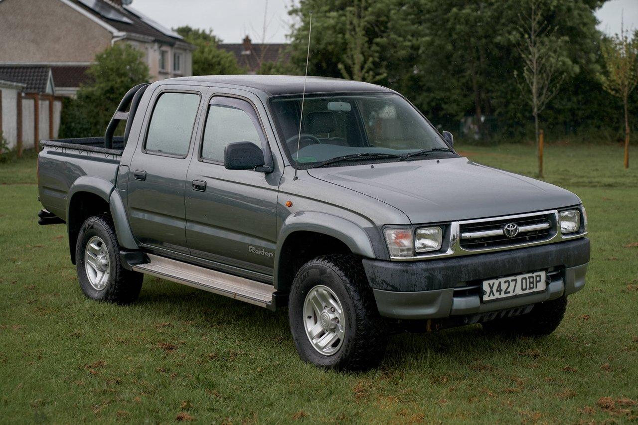 2000 Toyota Hilux ‘Raider’ Double-Cab Pick-Up 3.0  LesAnciennes.com