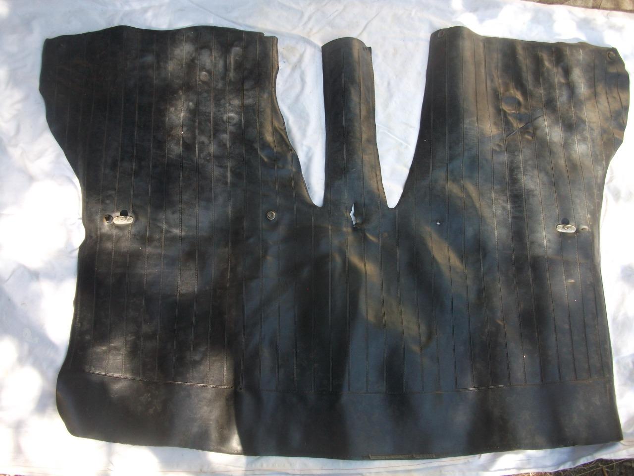 Habillage ALFA ROMEO Spider duetto longa1750 LesAnciennes.com