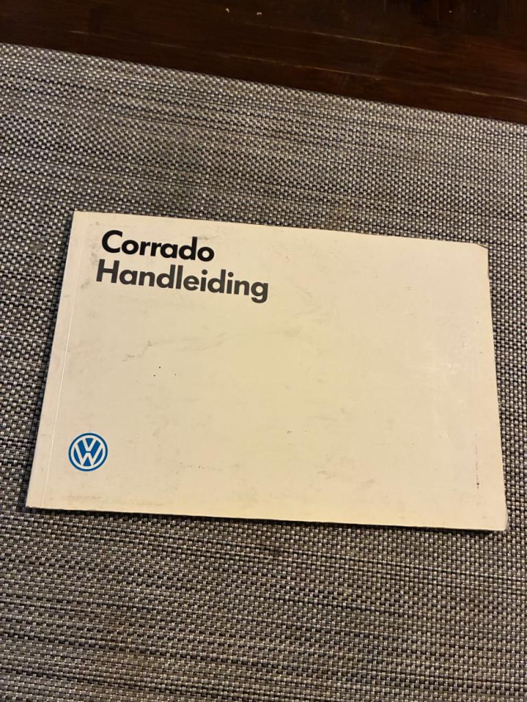 Notice mode d’emploi vw corrado NL LesAnciennes.com