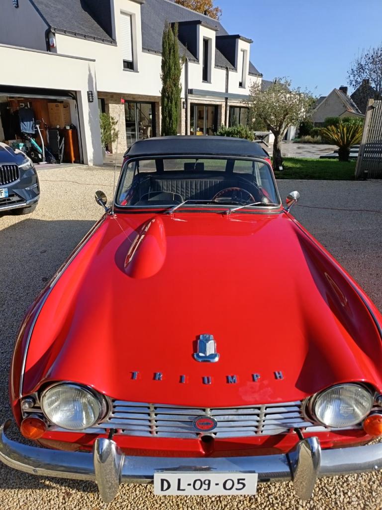 TRIUMPH TR4 - 1965 LesAnciennes.com