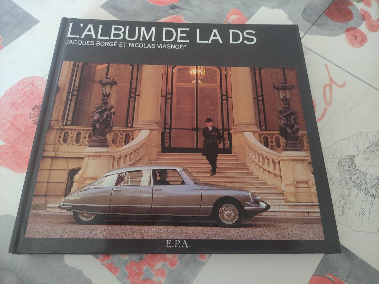 Livre l album de la DS LesAnciennes.com