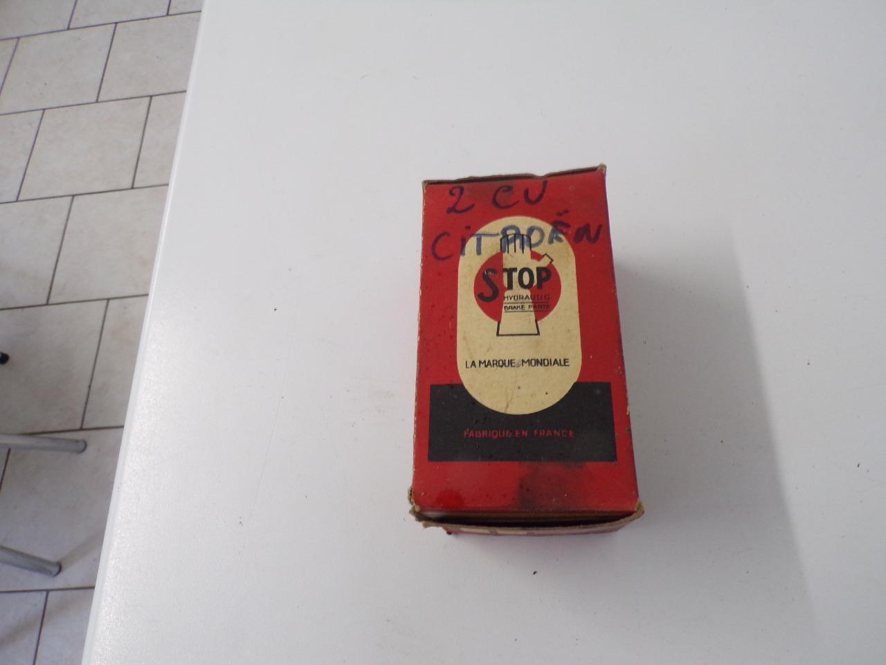 Bocal CITROEN 2CV LesAnciennes.com