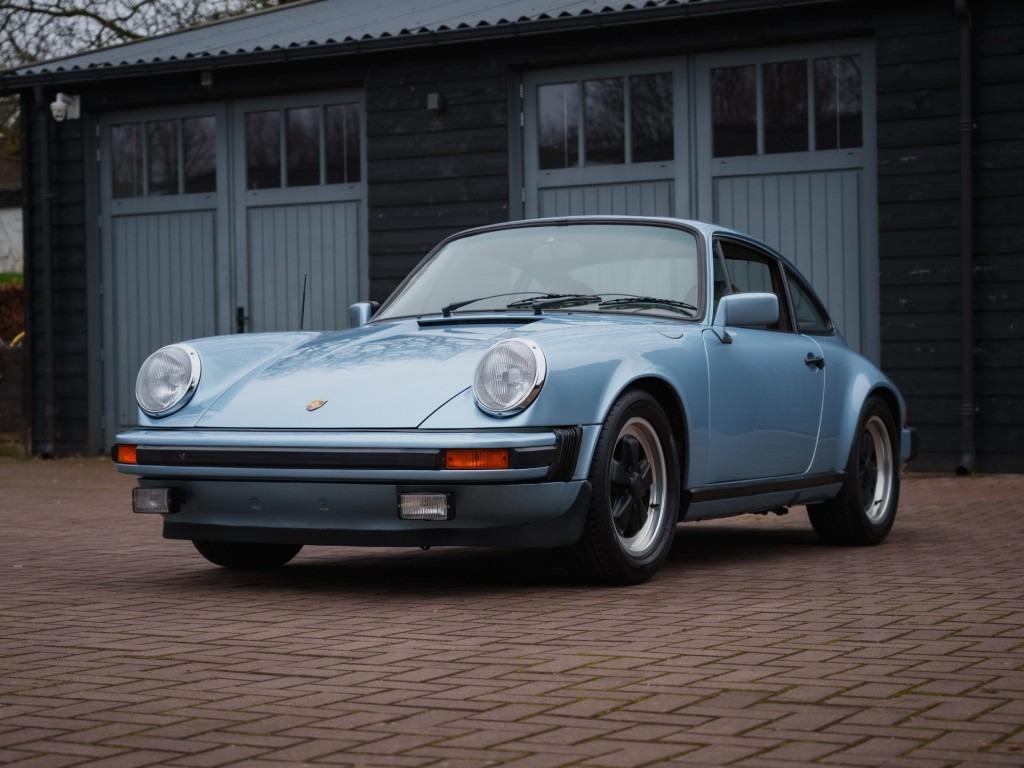 PORSCHE 911 3.0 SC - 1989 LesAnciennes.com