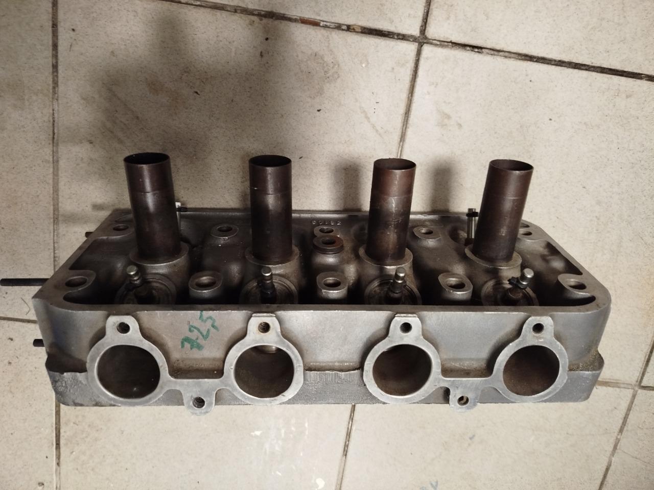 Culasse RENAULT 8 (R8) Gordini LesAnciennes.com