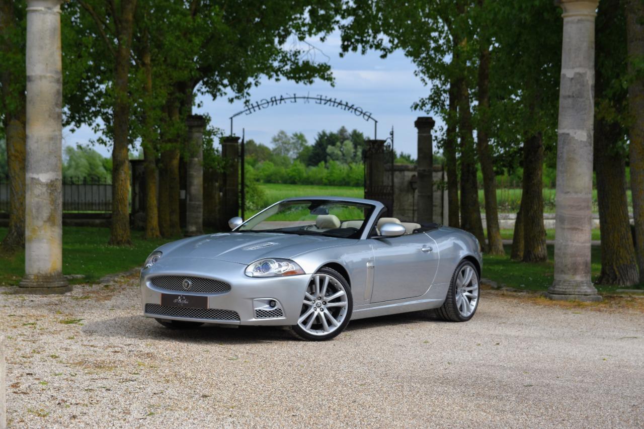 JAGUAR XKR 4.2 416 CV Cabriolet LesAnciennes.com
