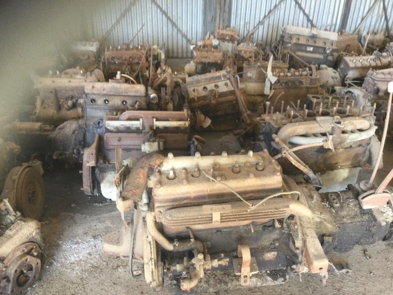 Vends un lot de moteur anciens LesAnciennes.com