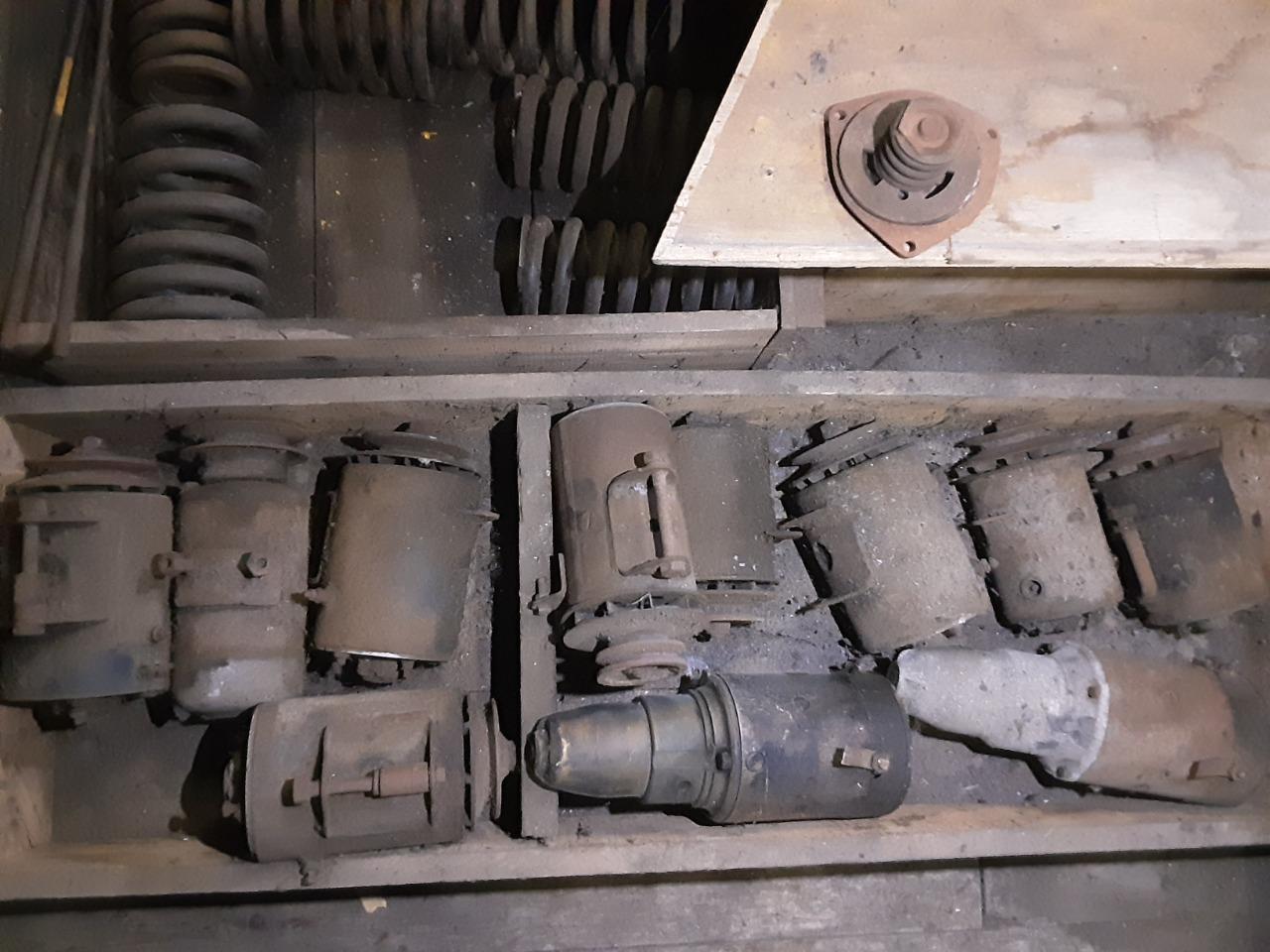 Dynamos PSA Divers LesAnciennes.com