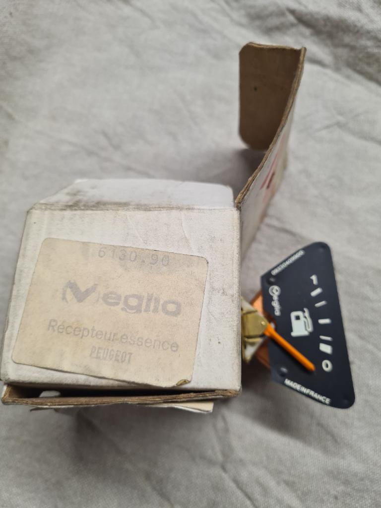 Jauge de niveau PEUGEOT peugeot LesAnciennes.com