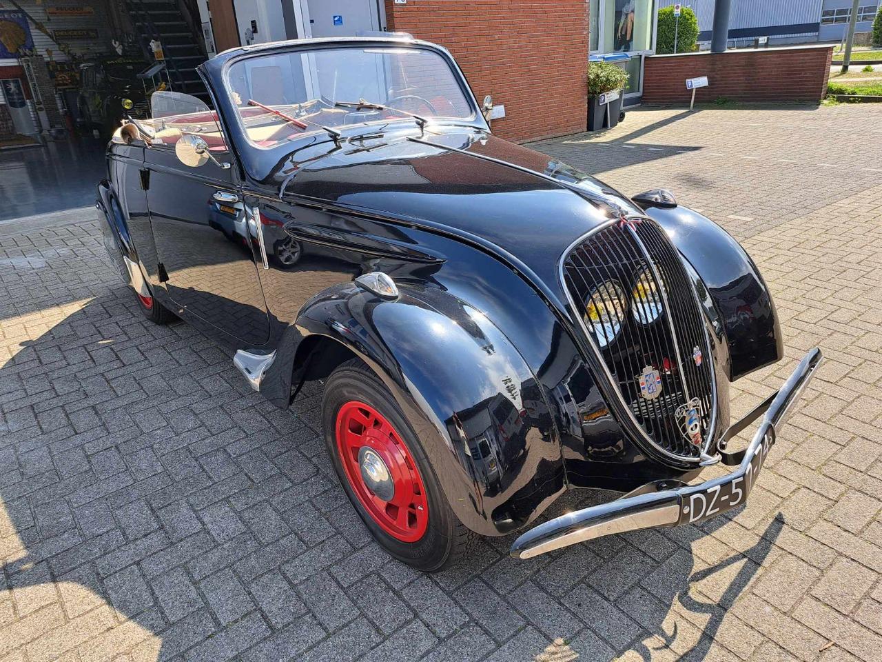PEUGEOT 202 Decapotable / cabrio - 1938 LesAnciennes.com