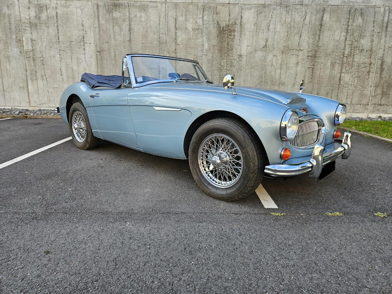 AUSTIN HEALEY 3000 MK III-BJ8 - 1964 LesAnciennes.com