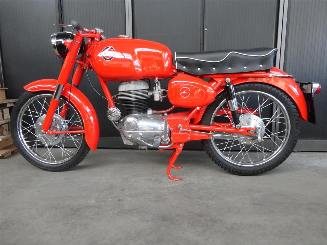 GARELLI Motoleggra 125cc - 1960 LesAnciennes.com