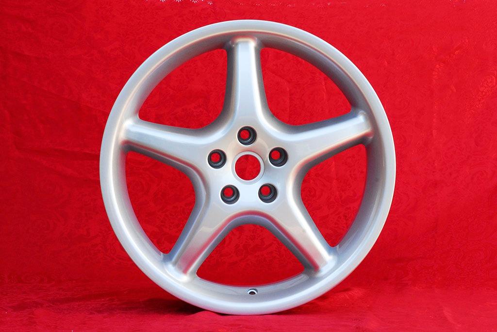 1 pc. jante Ferrari 550 8.5x18 ET42 456 550 LesAnciennes.com